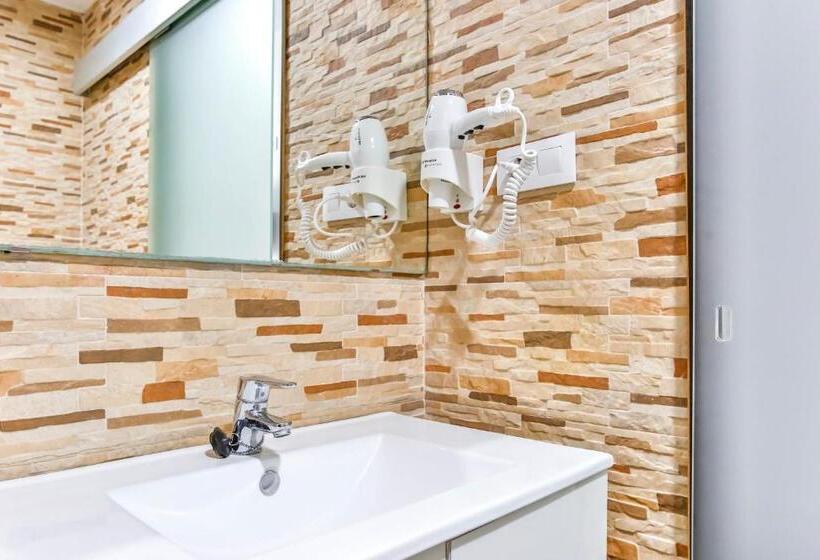 Номер Стандарт, Laramond Barcelona Rooms
