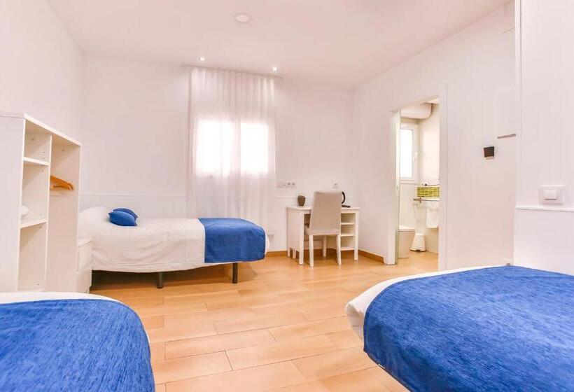 اتاق استاندارد چهار تخته, Laramond Barcelona Rooms