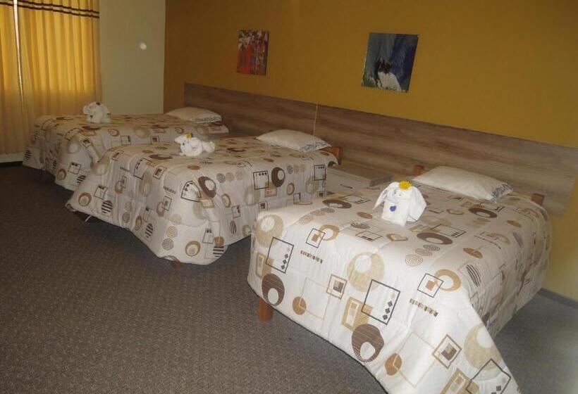 اتاق استاندارد سه نفره, Los Portales De Chivay