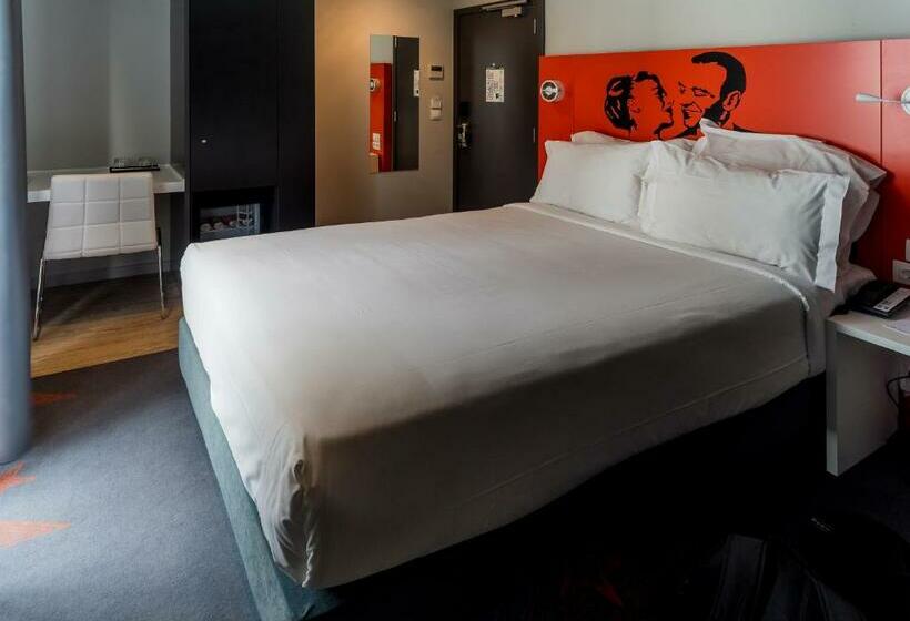 اتاق استاندارد یک نفره, Star Inn Lisbon Airport