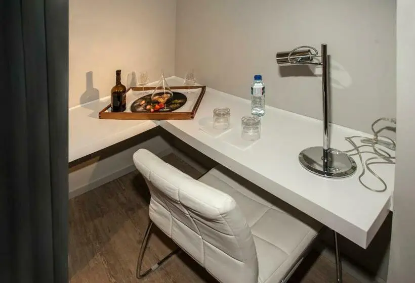 Quarto executivo, Star Inn Lisbon Airport