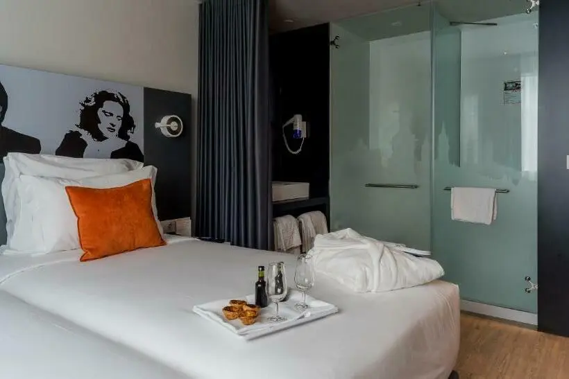 Quarto Standard com Vistas, Star Inn Lisbon Airport
