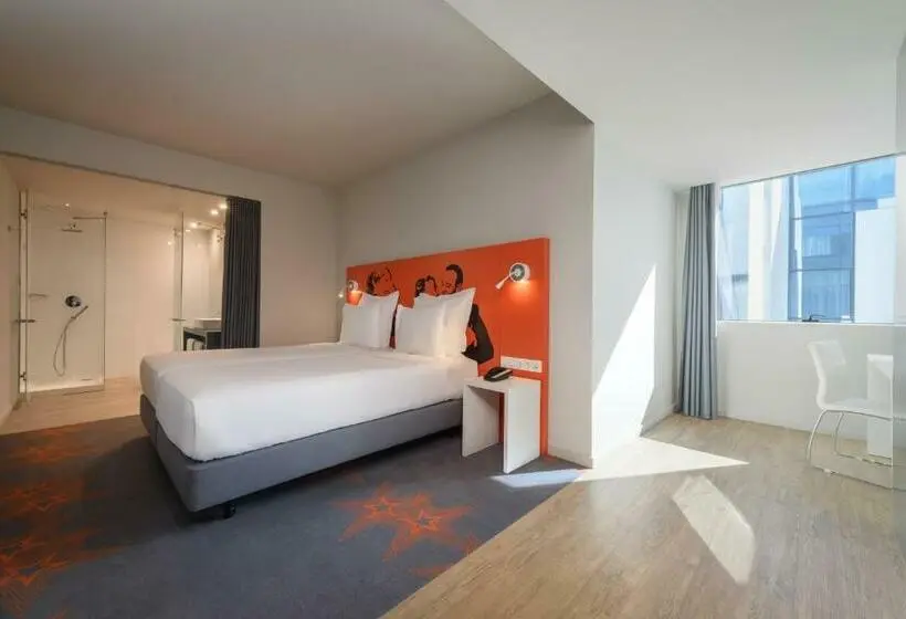 Quarto Standard com Vistas, Star Inn Lisbon Airport