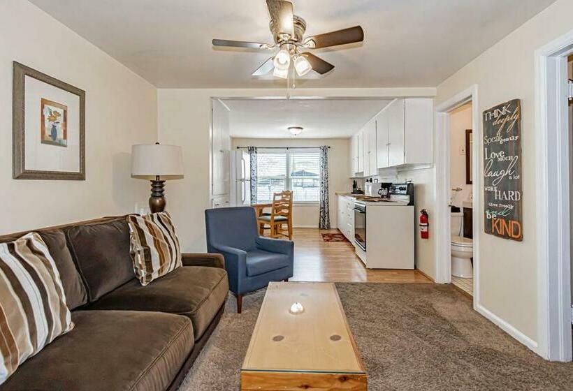 جناح ديلوكس, Suites Of Lava Hot Springs