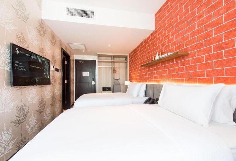 标准间, The Smith House