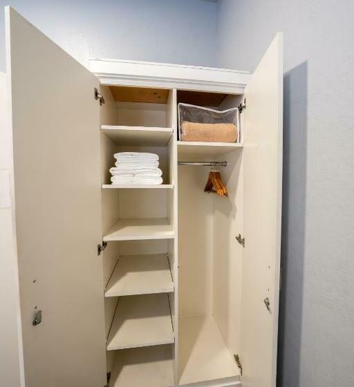 Номер Стандарт Индивидуальный Совместная Ванная, The Urban