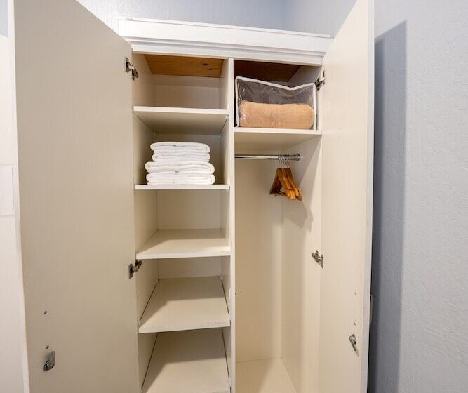 Номер Стандарт Совместная Ванная, The Urban