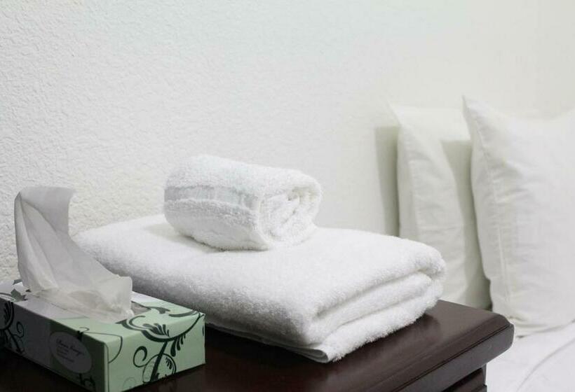 Номер Стандарт Индивидуальный Совместная Ванная, Union