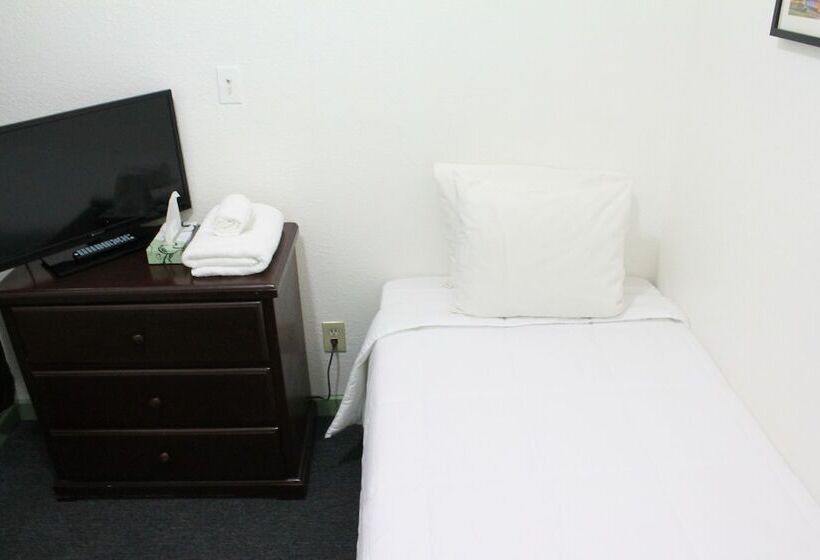 Номер Стандарт Индивидуальный Совместная Ванная, Union