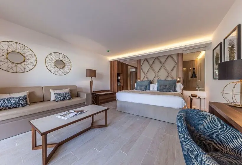 プールビュージュニアスイート, Zafiro Palace Palmanova