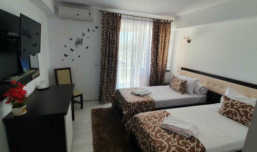 Номер Стандарт с Балконом, Motel Didona B