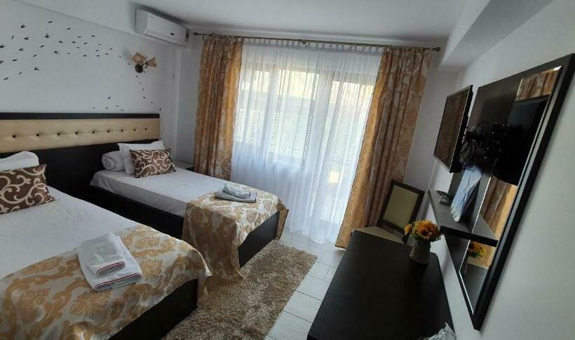 Номер Стандарт с Балконом, Motel Didona B