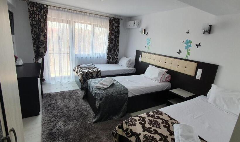 اتاق استاندارد سه تخته با بالکن, Motel Didona B