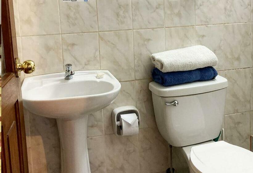 スタンダードトリプルルーム, Eco Home View Guest House