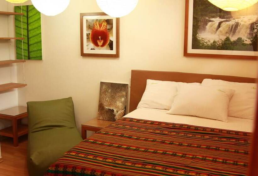 חדר דלוקס, Froguesthouse