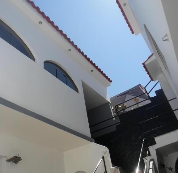 اتاق راحتی, La Casa De Ana Peru