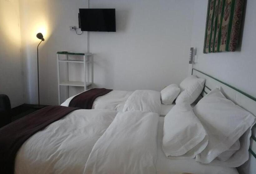 اتاق استاندارد چهار تخته, La Casa De Ana Peru