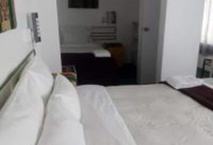 اتاق راحتی, La Casa De Ana Peru