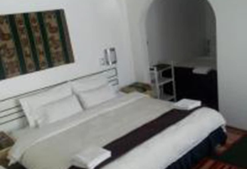 اتاق راحتی, La Casa De Ana Peru