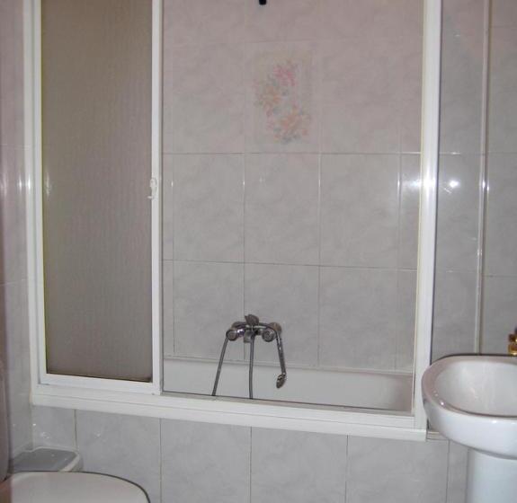 اتاق استاندارد یک تخته با سرویس بهداشتی مشترک, Hostal Los Andes