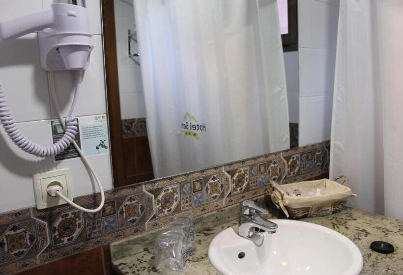 اتاق اکونومی, Snö Beret