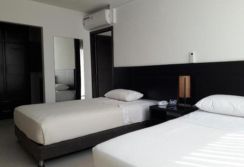 标准三人间, Alhambra Torre B