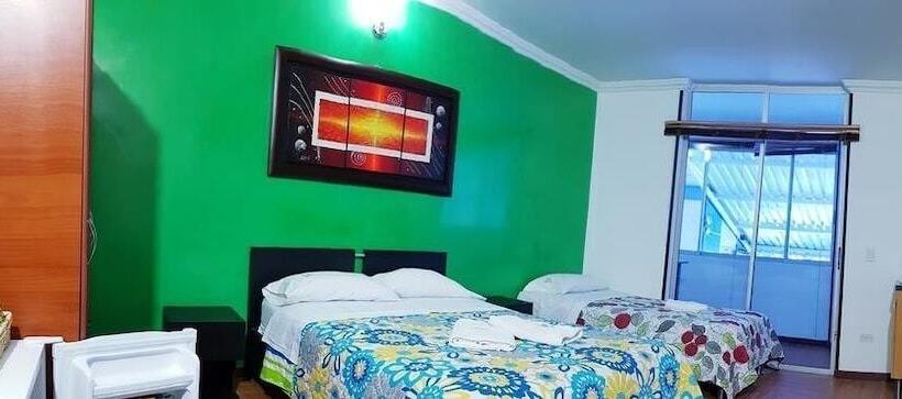 חדר משפחתי, Barcelona Chinauta