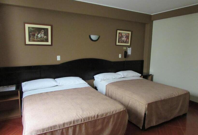 اتاق استاندارد با سرویس بهداشتی مشترک, Bohemia