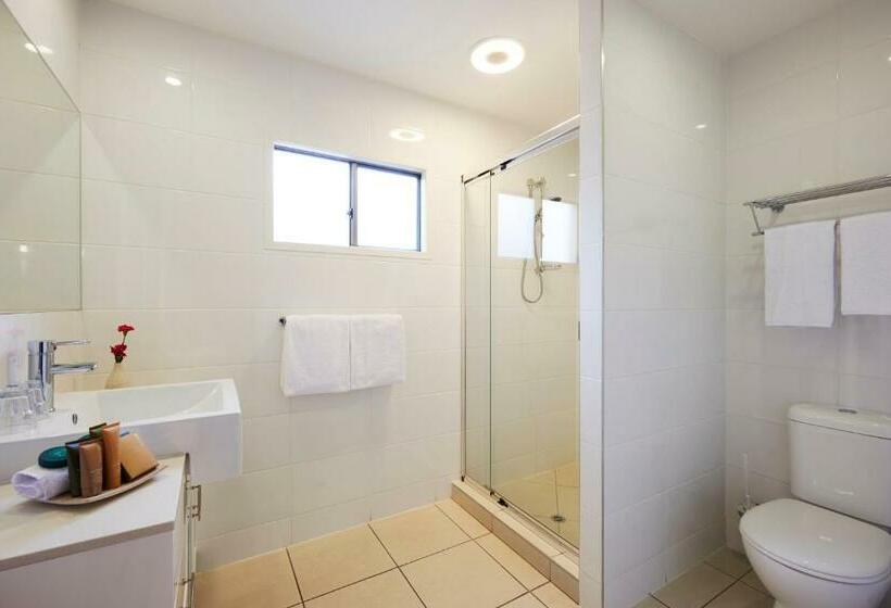 Люкс Повышенной Комфортности, Chinchilla Downtown Motor Inn