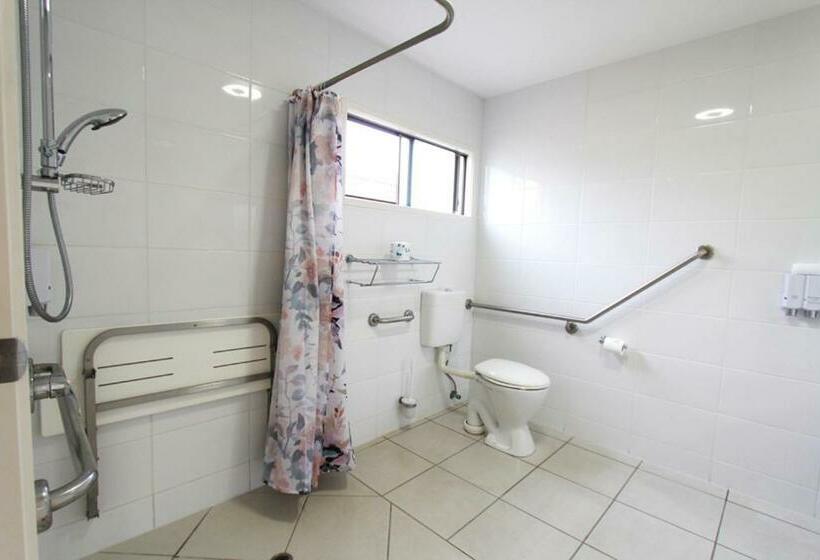 Люкс Повышенной Комфортности, Chinchilla Downtown Motor Inn