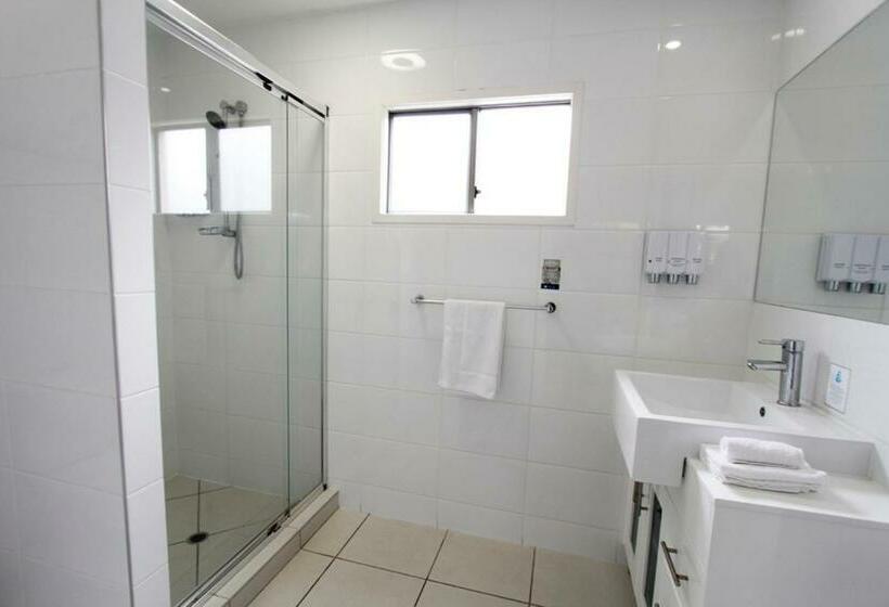 Люкс Повышенной Комфортности, Chinchilla Downtown Motor Inn