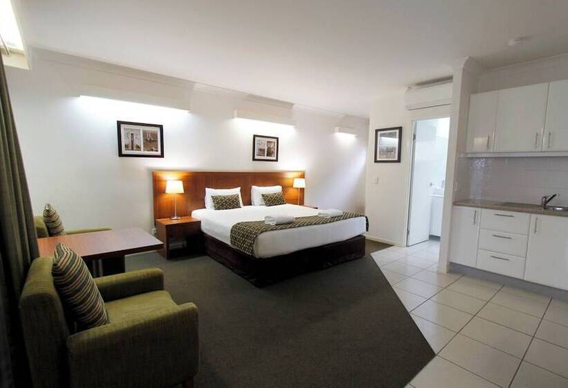 Люкс Повышенной Комфортности, Chinchilla Downtown Motor Inn