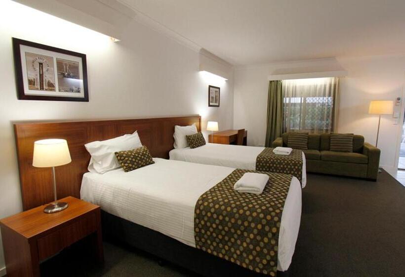 Люкс Повышенной Комфортности, Chinchilla Downtown Motor Inn