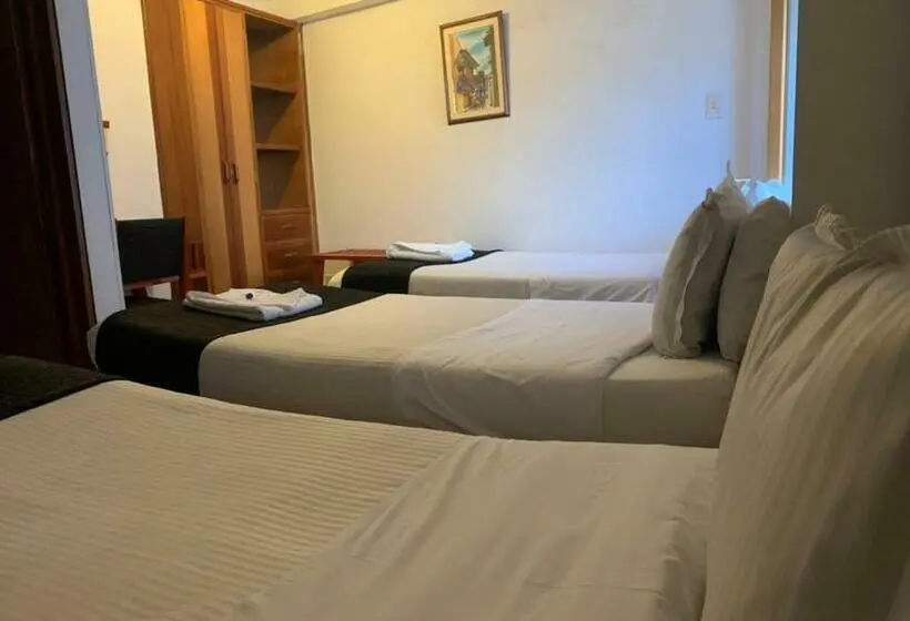 اتاق استاندارد سه نفره, El Cid Plaza Premium