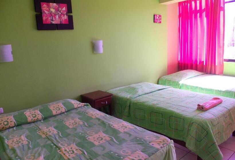 חדר משפחתי, Hostal Boulevard