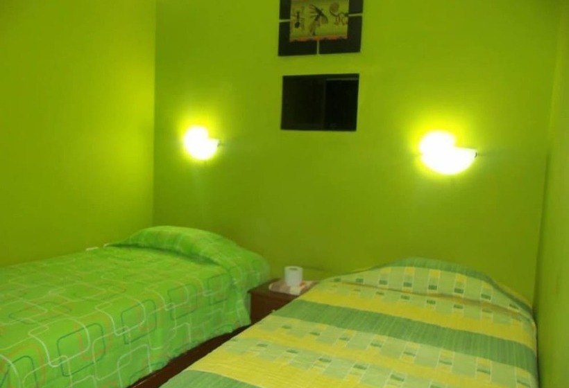 스탠다드 룸, Hostal Boulevard