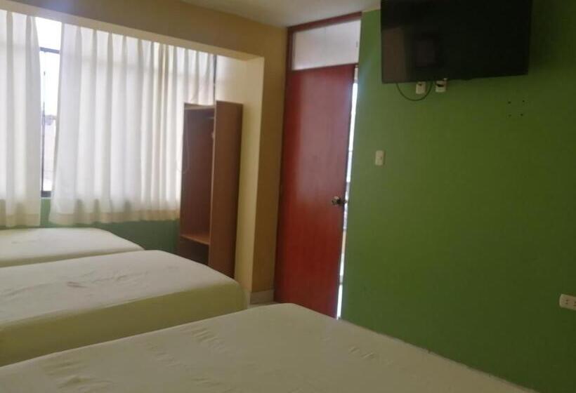 חדר משפחתי, Hostal Boulevard