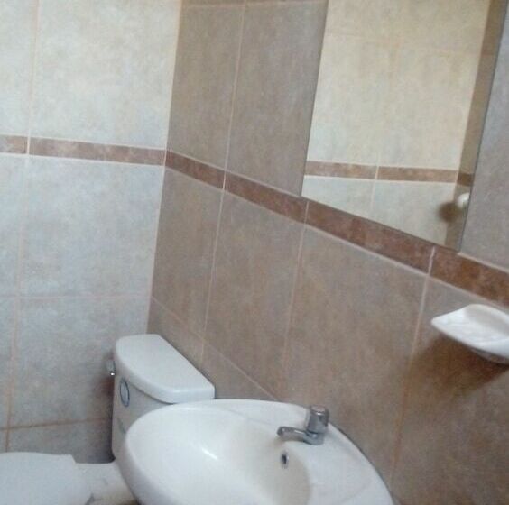 اتاق استاندارد یک نفره, Buen Pastor   Hostel