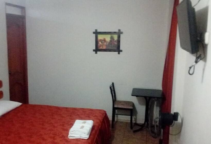 اتاق استاندارد, Buen Pastor   Hostel