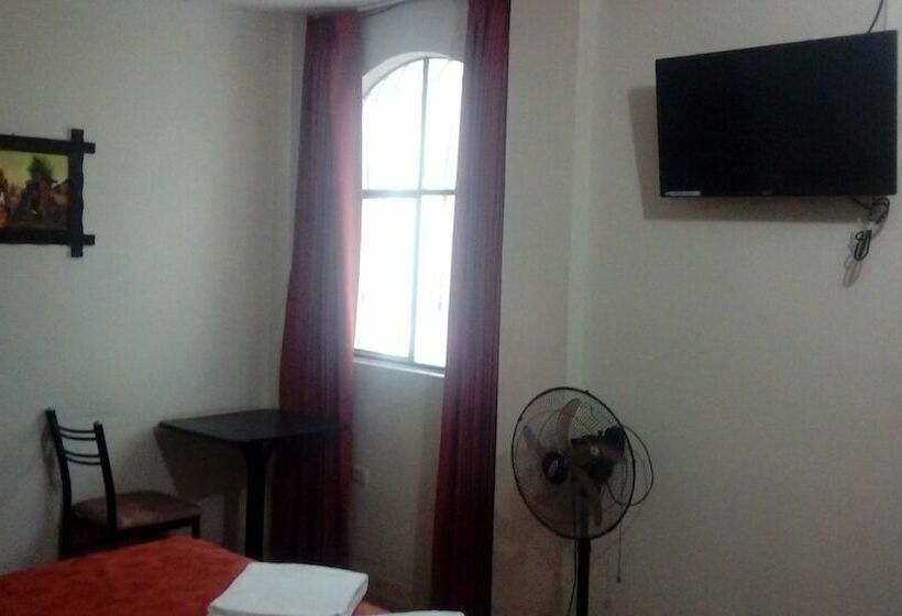اتاق استاندارد, Buen Pastor   Hostel