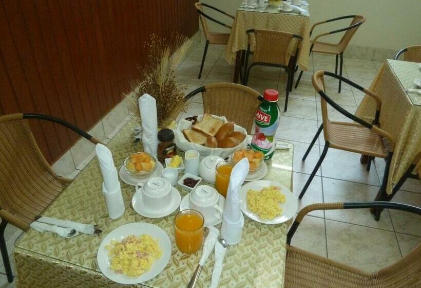 اتاق استاندارد, Hostal Huayruro