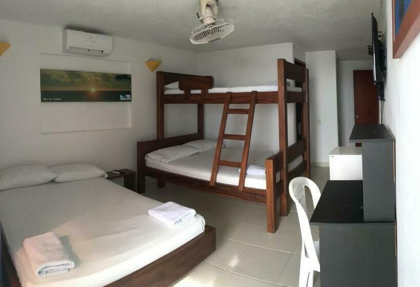 اتاق خانوادگی, La Fragata