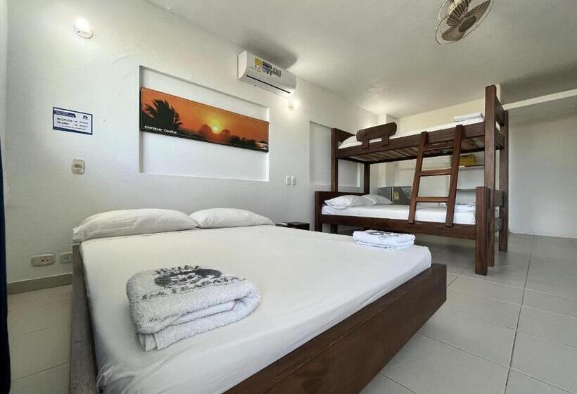 اتاق خانوادگی, La Fragata