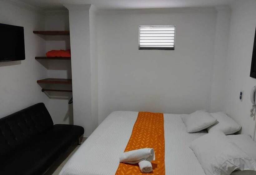 اتاق لوکس, Najjez