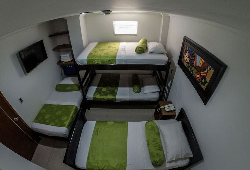 اتاق استاندارد چهار تخته, Najjez