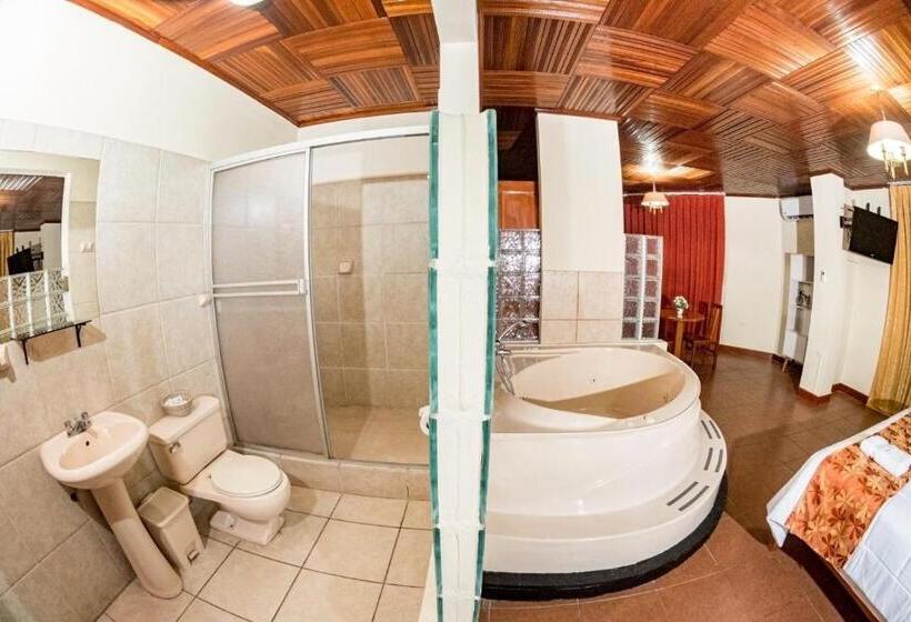 جناح, Oro Verde & Suites