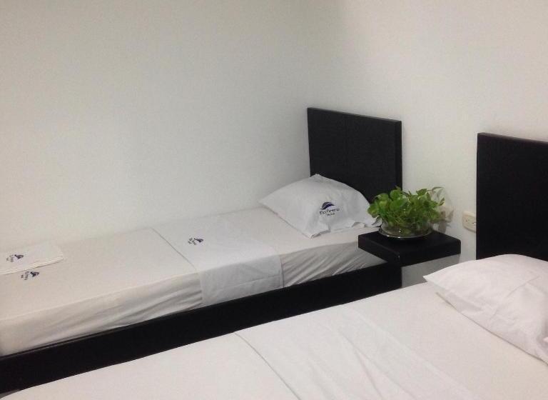 اتاق استاندارد سه نفره, Rio Hotel Montería