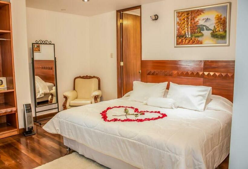 주니어 스위트, Tikary