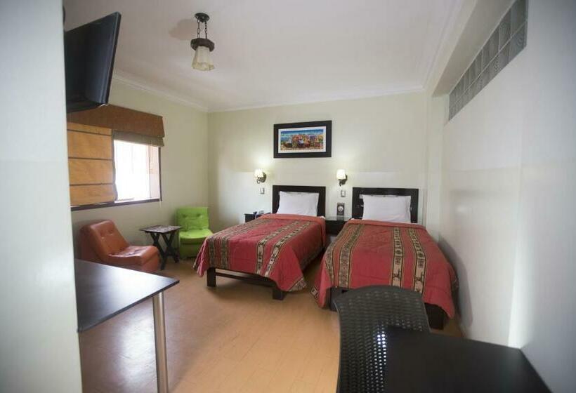 标准间, Tinkus Inn