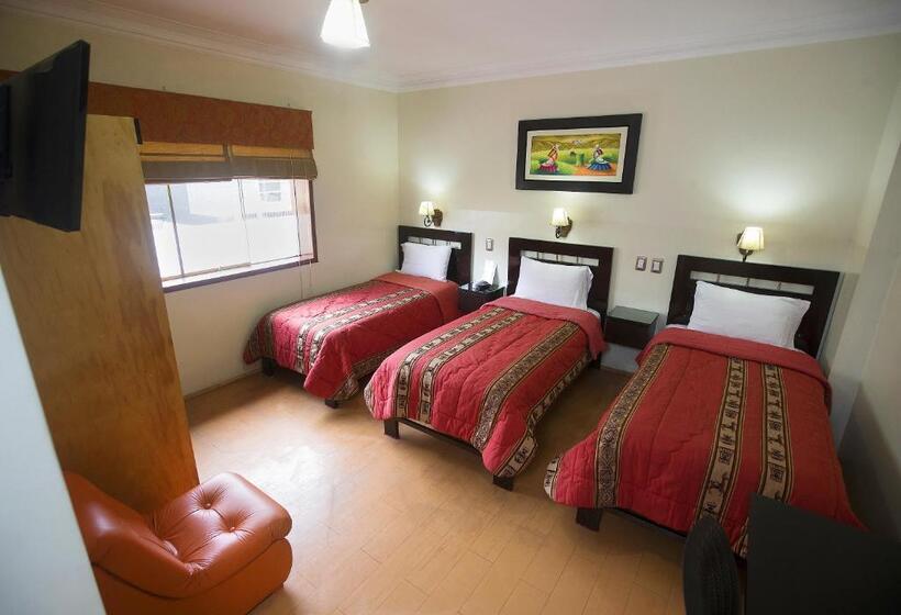 标准三人间, Tinkus Inn